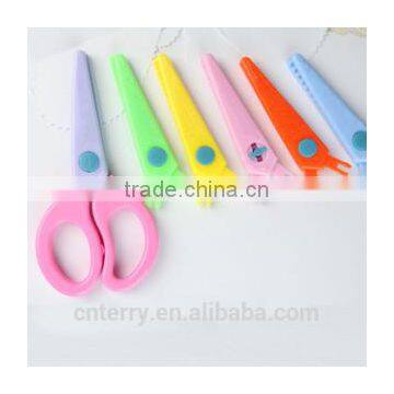 Lace Plastic Scissors 6 In 1 Scissors Suit