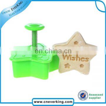 new design Plastic sandwich cutter and cookie cutters for baking tools