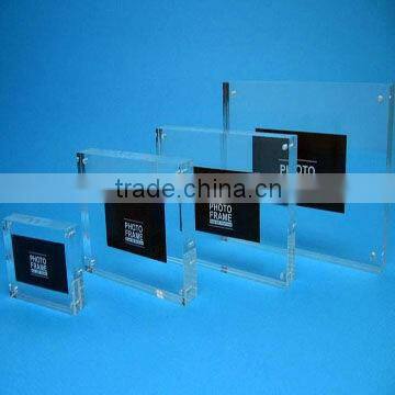 promotional simple clear acrylic picture frame manufacturer