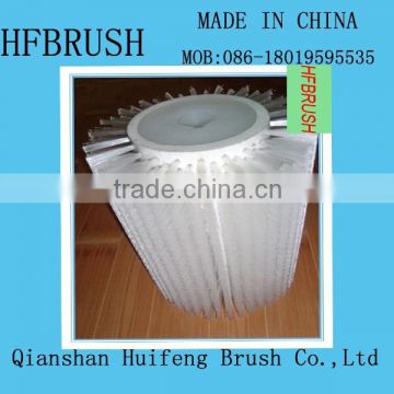 White nylon bristle round roller brush