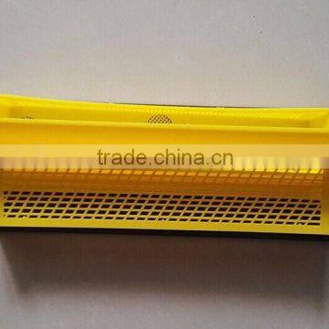 beekeeping tools yellow plastic pollen trap