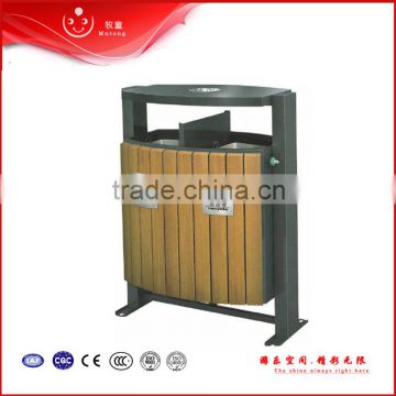 outdoor wood dustbin for park