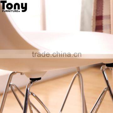 Classic Living Room Furniture Plastic Bright Colored Chairs photo-4