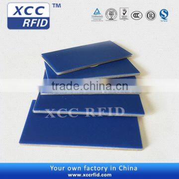 Plastic UHF tags anti-metal