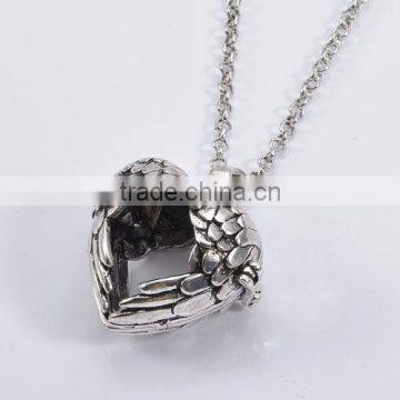 europe fashionable newest design high quality three colors heart wing bola wing pendant