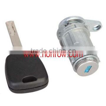 2015 New and hot sale door lock With 307 Key Blade for Peugeot