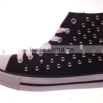 Thick wedge sneakers for women with rivets and lace