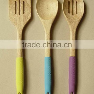 Wood Utensils 3-Pieces Set, Made of Rubber wood with Silicone sleeve Handle