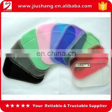 100% PU gel sticky anti-skip clean car pad for mobile