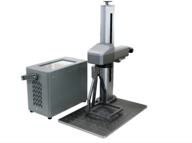 Q8Z Handheld Smart Laser Marking Machine photo-4