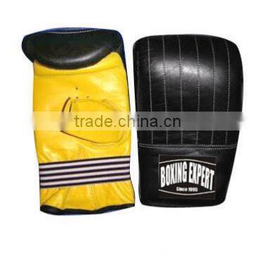 Leather boxing gloves