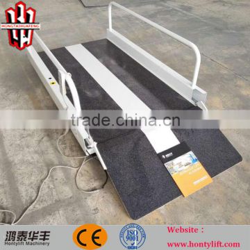 News! News! 2016 new technology wheelchair scissor lift platform for wheelchair for disabled or van