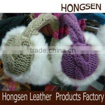 HSET122 knitted earmuff hat pattern