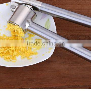 High Quality Food Grade Garlic Press Stainless Steel photo-5
