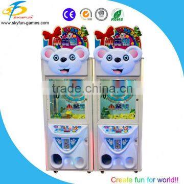 China manufacturer toy crane machine claw crane vending machine for hot selling