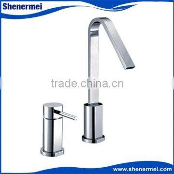 Spray Chrome Kitchen Water Mixers Taps