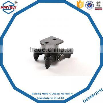 Genuine Farm Machinery Parts Rocker Arm Assy For 10hp Diesel Engine