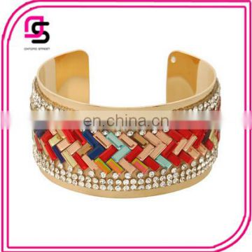 Girl's fashion cuff bracelet with colorful stone