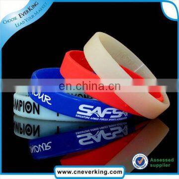 Fashion charm bulk custom bracelet silicone slap bracelet wholesale