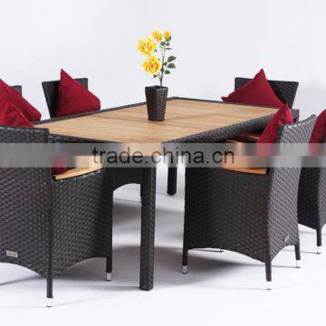 Popular Outdoor Rattan Furniture Dinning Table and Chairs