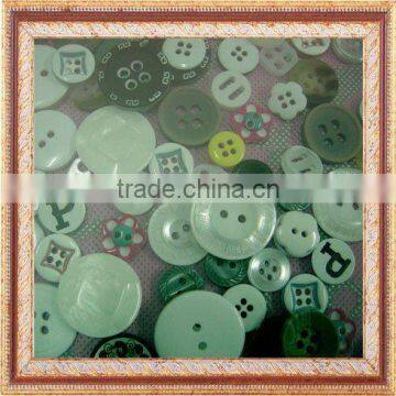 four holes polyester resin button