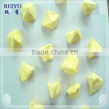 cut dehydrated Fuji apple chunks