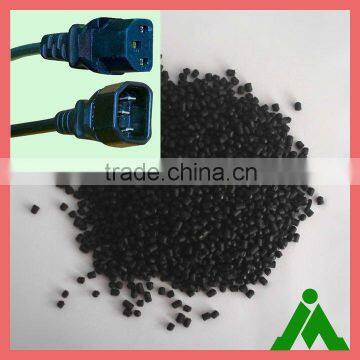 Flame-retardant cable compound for UV-resistance power plug