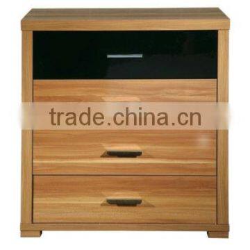 Glossy 4 drawer chest