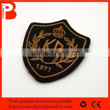 Wholesale Embroidered Patches custom iron on embroideri patch in cheap price