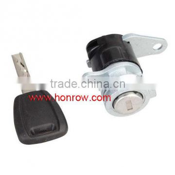 2015 New Products and hot sale left door lock for Fiat