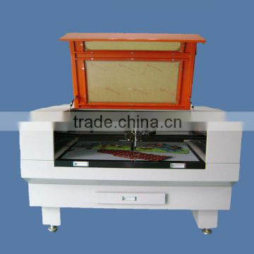 Easy Operation Plywood / Die Board / MDF / Laser Wood Cutting Machine Price Good for Advertising