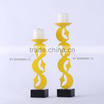 Decorative Christmas Yellow Metal Candle Holders