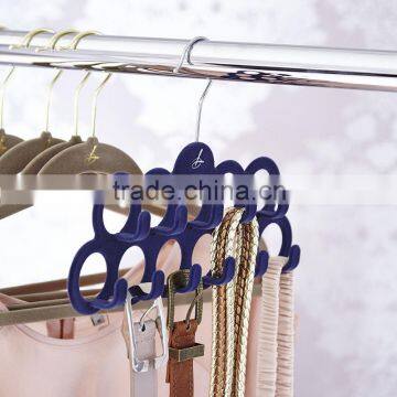 Non-slip Accessory Hanger photo-2