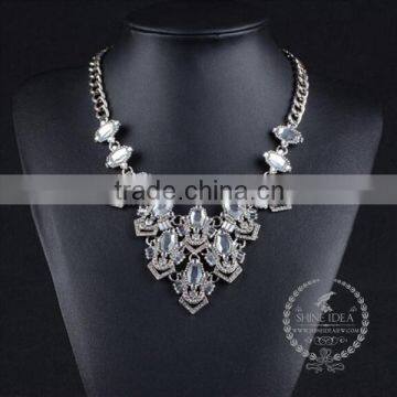 High Quality Colorful Resin Chunky Statement Necklace Tin Alloy Fashion Women Pendant Necklace 6390120 photo-3