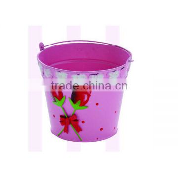 Red color round shape decorative metal bucket with handle