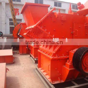 Huahong high efficient third generation sand making machine with large crushing ratio and little energy cost