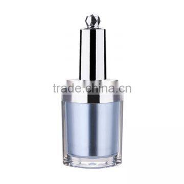 Nail Polish Bottle With Many Diferent Brush Heads photo-5