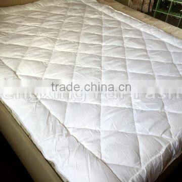 CX-Q-03 High Quality Cheap Bedding Summer Fabric Quilt photo-2