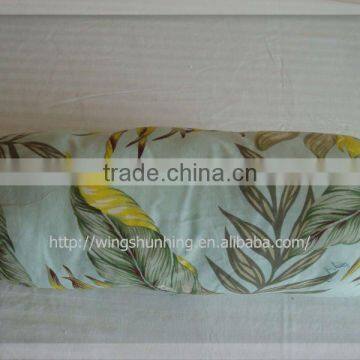 Comfortable travel cylinder pillow with handle bet