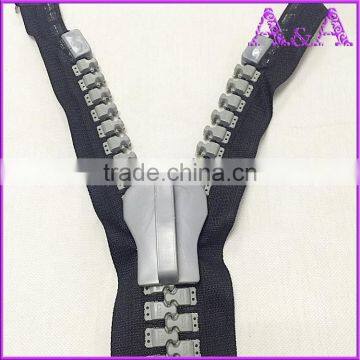 #8 #10, Whole Sale Large Plastic Zipper,derlin Zipper,big Teeth Plastic Zipper photo-6