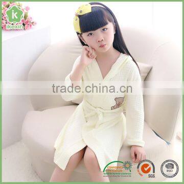 Handmade Colorful Hood Bamboo Fiber Children Bathrobe