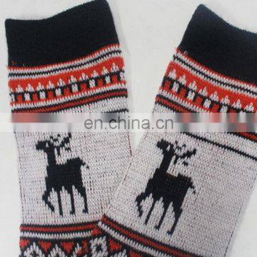 Yiwu Socks Manufacturer Custom Double Knitting Chirstmas Deer Pattern Women Socks photo-3