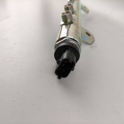 ISF3.8 Engine Parts Fuel Manifold Common Rail Fuel Pipe 0445224013 5259689 photo-3