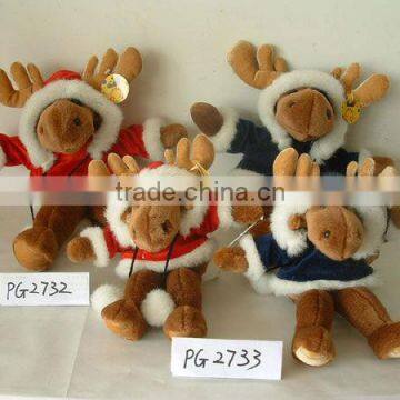 2-colour lovely promotional customized stuffed brown plush christmas reindeer anim toy with christmas coat&hat