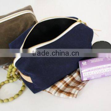 Personalized and High Quality Waxed Canvas Cosmetic Bag, Cosmetic Pouches , Cosmetic and Toiletry Storage Bags photo-3