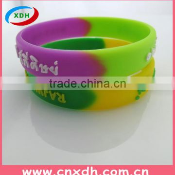 2016 Wholesale Logo Printed Cheap Custom Silicone Bracelet