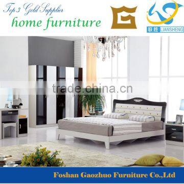 Hot Sale High Gloss Modern Design UV Panel bedroom furniture Set