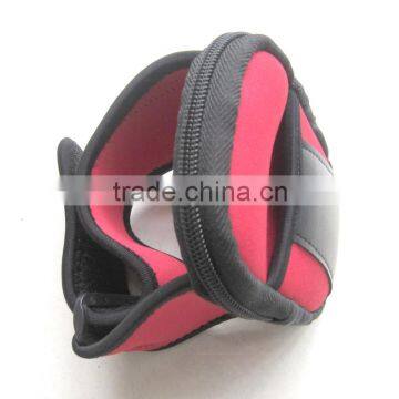 Portable neoprene sport arm bag