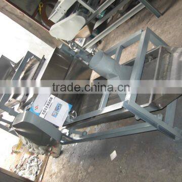 automatic peanut cutting machine /peanut kernels breaking machine