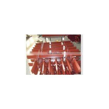 Express Red Painted Angle Metal Farm Fence Posts photo-3